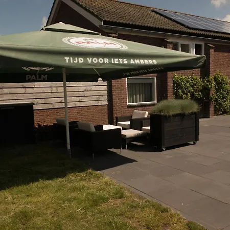 Holiday home Luxe Woning 'barns' Aan Zee + Airco + Parkeren *