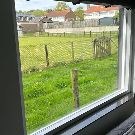 Luxe Woning 'barns' Aan Zee + Airco + Parkeren Nyaraló *